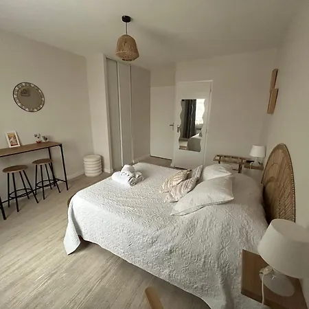 La Coursive Oleron Hotel *